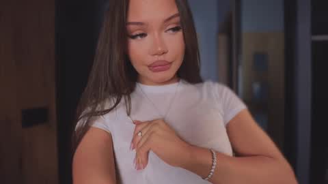 Snapshot of viktoria_www chatting on April 2026 09:39:33 PM Viktoria www online show from April 2026 09:39:33 PM