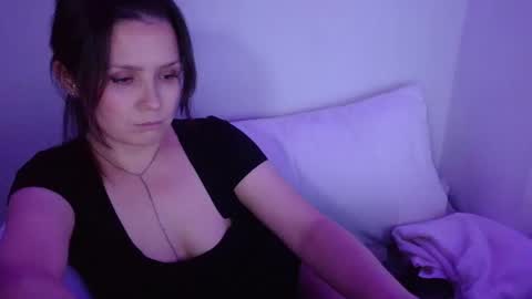 viktoriakiss online show from March 2026 09:52:01 PM