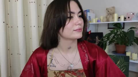 Snapshot of viktoriamoore chatting on May 2026 09:53:01 PM viktoriamoore online show from May 2026 09:53:01 PM