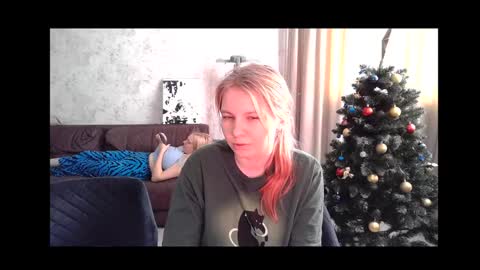 Snapshot of viktorlonsky chatting on December 2024 09:28:02 AM viktorlonsky online show from December 2024 09:28:02 AM