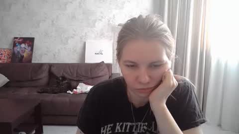 Snapshot of viktorlonsky chatting on February 2025 06:54:02 AM viktorlonsky online show from February 2025 06:54:02 AM