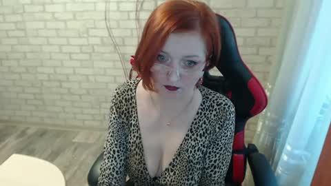 Snapshot of vikualex69 chatting on June 2026 06:26:02 AM vikualex69 online show from June 2026 06:26:02 AM