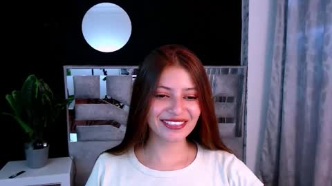 Snapshot of viky_evanss chatting on April 2026 02:47:02 PM viky_evanss online show from April 2026 02:47:02 PM