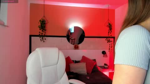 Victoria online show from April 2026 05:16:01 AM