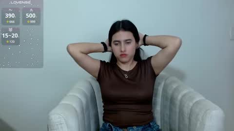 Snapshot of vikysexy28 chatting on March 2025 04:46:01 AM vikysexy28 online show from March 2025 04:46:01 AM