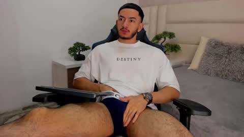 Snapshot of vilaty_makris chatting on September 2025 03:13:01 PM Vitaly online show from September 2025 03:13:01 PM