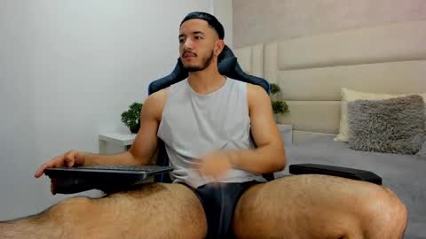 Snapshot of vilaty_makris chatting on September 2025 01:47:01 PM Vitaly online show from September 2025 01:47:01 PM
