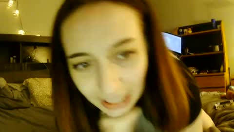 Vileshawtyy online show from July 2026 01:28:01 PM