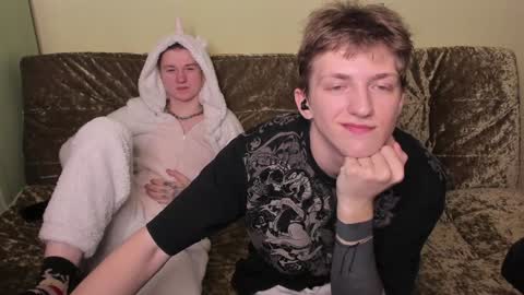 Dimoooooon online show from February 2025 10:30:02 PM