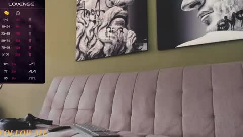 Snapshot of vince_colin chatting on April 2026 03:42:01 PM VINCE online show from April 2026 03:42:01 PM