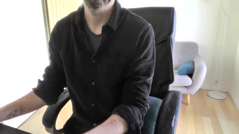 Snapshot of vince_du_80 chatting on March 2026 10:08:02 AM Vince online show from March 2026 10:08:02 AM