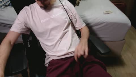 Snapshot of vincebruv chatting on February 2025 12:22:02 AM Vince Bruv online show from February 2025 12:22:02 AM