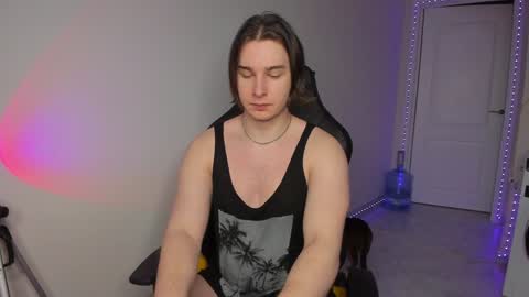 Snapshot of vincent__strong chatting on January 2025 06:31:02 AM Vincent Strong online show from January 2025 06:31:02 AM