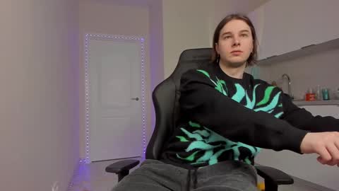 Snapshot of vincent__strong chatting on February 2025 07:42:02 AM Vincent Strong online show from February 2025 07:42:02 AM