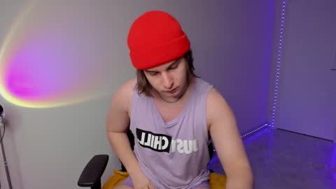 Snapshot of vincent__strong chatting on March 2025 01:21:01 AM Vincent Strong online show from March 2025 01:21:01 AM