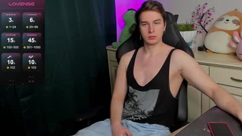 Snapshot of vincent__strong chatting on September 2025 08:16:01 AM Vincent Strong online show from September 2025 08:16:01 AM