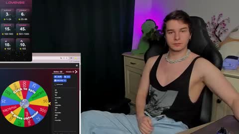 Snapshot of vincent__strong chatting on October 2025 08:37:02 AM Vincent Strong online show from October 2025 08:37:02 AM