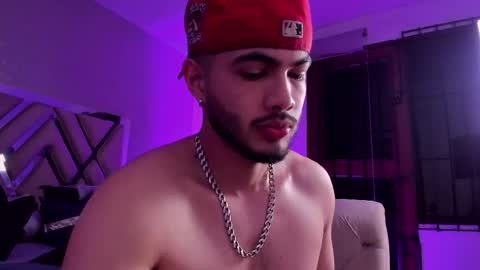 Snapshot of vincentblack_ chatting on December 2025 04:06:01 AM Vincent online show from December 2025 04:06:01 AM