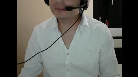 Snapshot of vincenthrt chatting on March 2026 11:47:02 AM vincenthrt online show from March 2026 11:47:02 AM