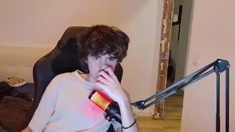 vinnie online show from March 2026 10:28:01 PM