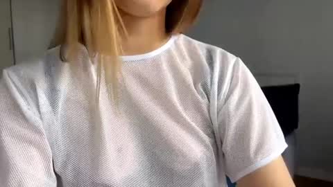 Diana online show from April 2026 11:15:02 AM