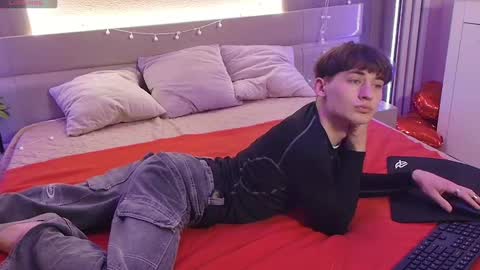 Vinsant online show from April 2026 08:04:02 AM