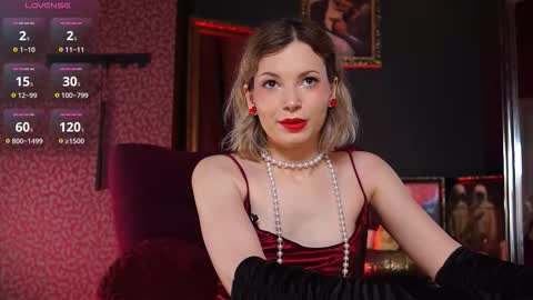 Snapshot of vinyl_kiss chatting on March 2026 09:07:01 PM Carrie Next streams Sat Sun 3pm-11pm EST online show from March 2026 09:07:01 PM