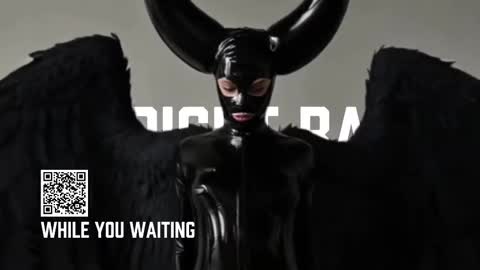 Snapshot of vinylstore chatting on October 2025 04:46:01 PM Diva Silvia online show from October 2025 04:46:01 PM