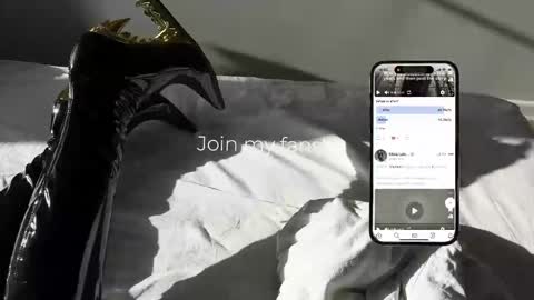 Diva Silvia online show from December 2025 04:14:01 PM