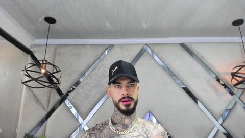 ---Vinzen--- online show from September 2025 05:24:01 PM