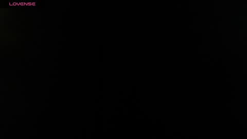 Snapshot of vio_let_ chatting on April 2026 06:05:01 AM Daniela online show from April 2026 06:05:01 AM