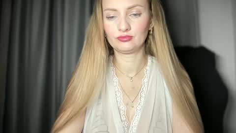 Snapshot of viola_1 chatting on January 2025 07:07:02 AM Funny girl online show from January 2025 07:07:02 AM