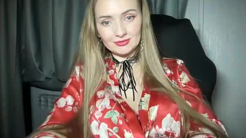 Snapshot of viola_1 chatting on February 2025 01:22:01 AM Funny girl online show from February 2025 01:22:01 AM