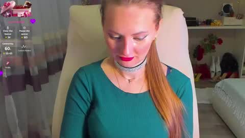 Snapshot of viola_1 chatting on February 2025 09:48:01 PM Funny girl online show from February 2025 09:48:01 PM