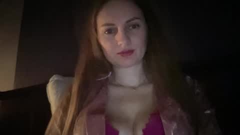 Snapshot of viola_1 chatting on November 2025 11:49:02 PM Funny girl online show from November 2025 11:49:02 PM