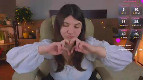 Viola online show from April 2026 10:01:02 PM