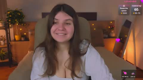 Viola online show from April 2026 08:01:02 PM