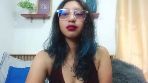 V I O L E T  online show from July 2026 03:56:01 PM