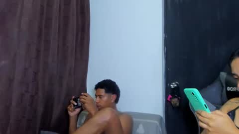 Snapshot of violet_and_myers chatting on January 2026 07:51:02 PM Violet and Myers online show from January 2026 07:51:02 PM