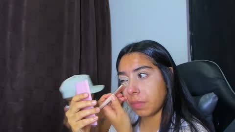 Snapshot of violet_and_myers chatting on February 2026 11:17:01 PM Violet and Myers online show from February 2026 11:17:01 PM