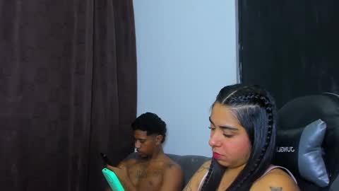 Snapshot of violet_and_myers chatting on February 2026 10:41:02 PM Violet and Myers online show from February 2026 10:41:02 PM