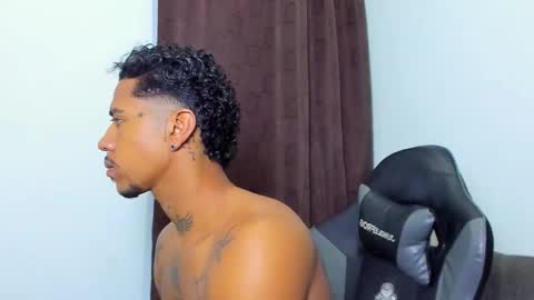 Snapshot of violet_and_myers chatting on March 2026 12:45:02 PM Violet and Myers online show from March 2026 12:45:02 PM