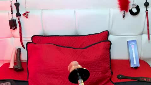 Violet online show from February 2026 12:37:02 PM