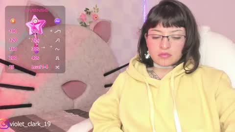 Violet online show from March 2025 04:38:02 AM