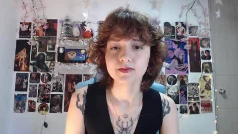 Violet online show from February 2025 06:43:01 AM