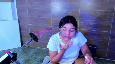 Snapshot of violet_fiore chatting on August 2026 04:04:01 AM Violet Fiore online show from August 2026 04:04:01 AM