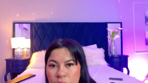 Violet  online show from April 2026 07:11:02 PM