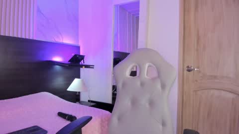 Violeta online show from January 2025 10:37:01 PM