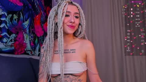 Violet online show from December 2024 12:05:02 PM