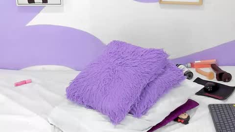 violeta_1404 online show from November 2025 02:51:01 PM